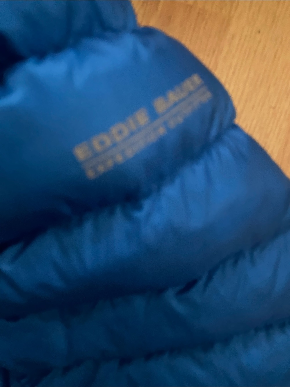 Preowned Eddie Bauer down jacket  Large boys Good - Picture 5 of 5